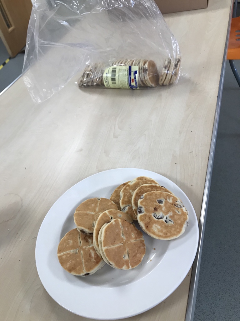 <a href="/TanYCastell1/">Tan Y Castell Bakery</a> <a href="/IanM65/">Ian Miller</a> <a href="/ColinEverett2/">Colin Everett</a> <a href="/sainsburys/">Sainsbury's</a> <a href="/HbriggsR/">Helen Briggs</a> Welsh cakes delivered to some of our key workers this morning! Thankyou!