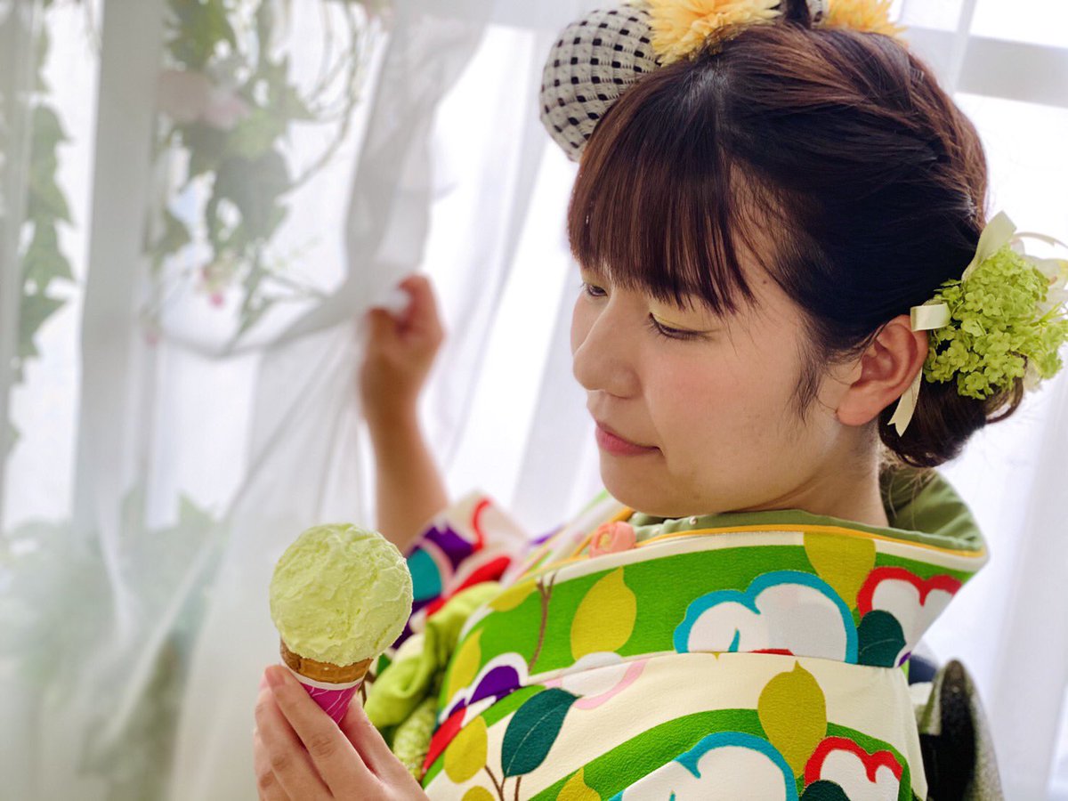 kimonohearts_mz's tweet photo. #31チャレンジ やってみました🥰🍦
イメージしたフレーバーは｢マスクメロン｣🍈
爽やかなメロンと優しい甘さをイメージして、レトロポップにコーディネート🍦💕👘
 #イメージコーデ #振袖チャレンジ #キモノハーツ #キモノハーツ宮崎 #成人式 #振袖 https://t.co/6zmitO0H4D