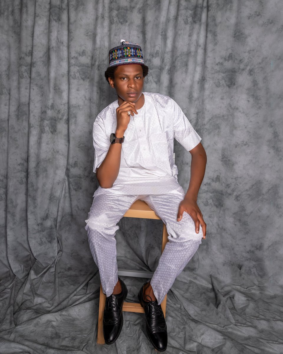 sir_chafe's tweet photo. I am +1 today 🎂🎊🎉 Please kindly say a prayer for Me and my parent as they raised me up since when I was little 💕❤🙏🏾 It would mean alot to me ✌🏽😊 https://t.co/BoU1sd6KwF