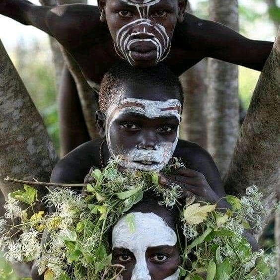 MegaChoice7's tweet photo. ETHIOPIA🇲🇱
Suri

#suritribe #all_shots
#alwaysfollowback #like4like #followforfollow #culture #tribe
#megachoice #photography #photoshoot #photo 
#ethiopia https://t.co/QWmqQcG3VX