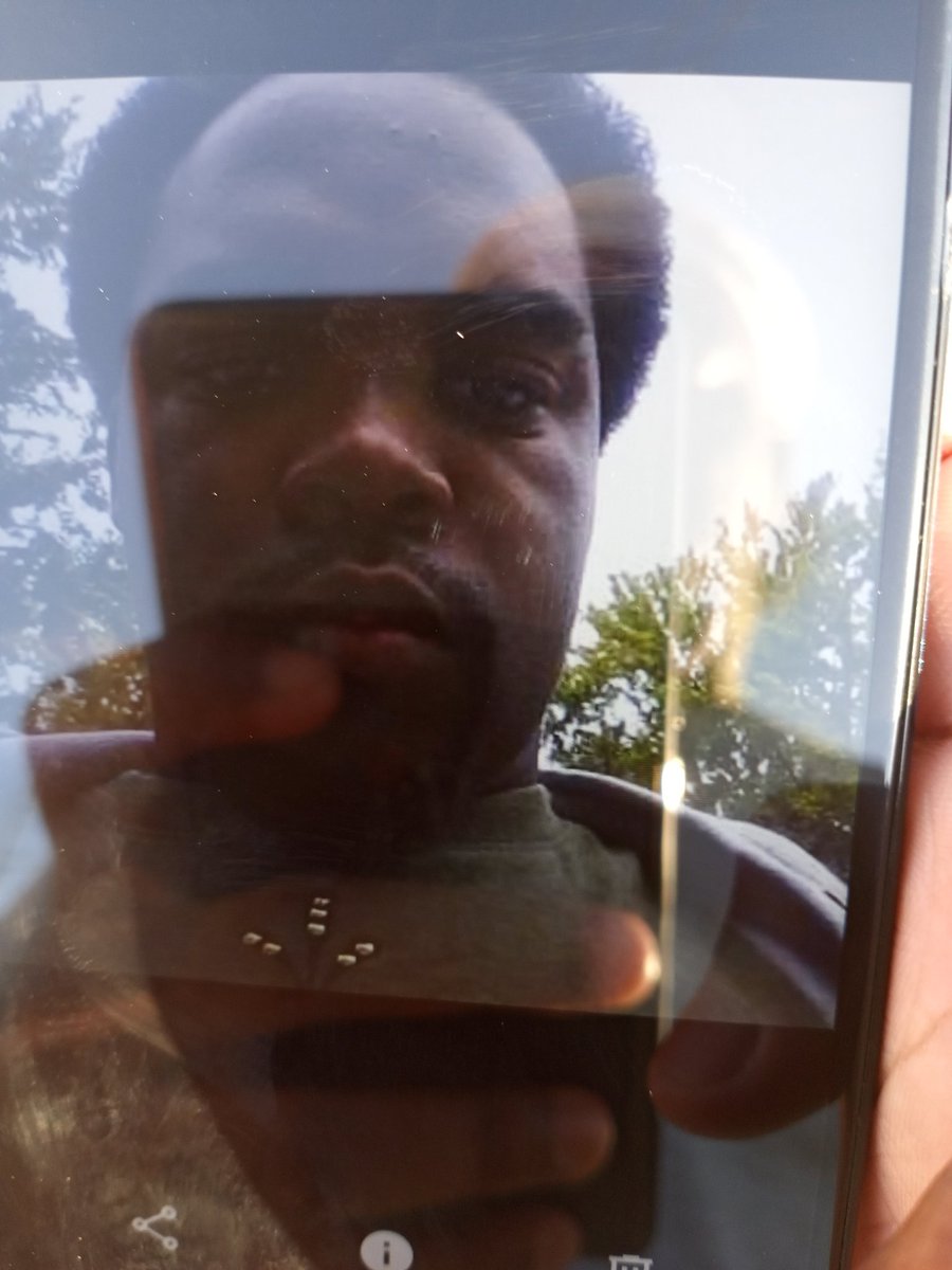 actor402's tweet image. 