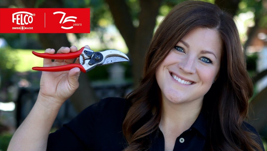 [#Partnership 🤝] We are happy to welcome <a href="/GardenAnswer/">Laura LeBoutillier</a> into the #FELCO family and celebrate together our 75th anniversary ! 

Read more about this partnership : felco.com/us_en/news/202…

#FELCO75anniversary #FELCOandGardenAnswer #gardening #gardeningtutorials