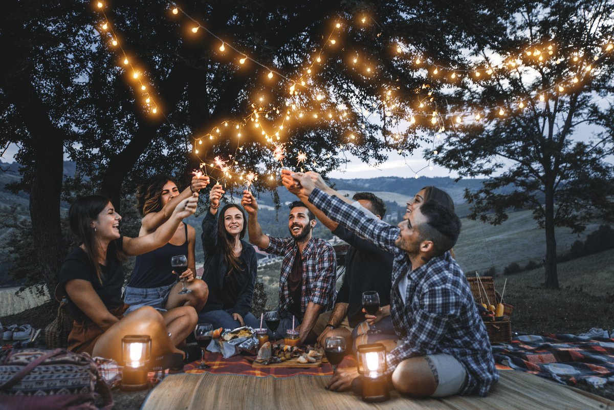 Dale una alegría a tu corazón😉! 
¡Celebra la verbena de #SanJuan como se merece! Nosotros seguiremos protegiéndote🎆! 
¡Feliz San Juan!💙
#sanjuan #santjoan #proyectorespira #girona #respira #espacioscardioprotegidos #paradacardiorespiratoria #formacioncardiorespiratoria