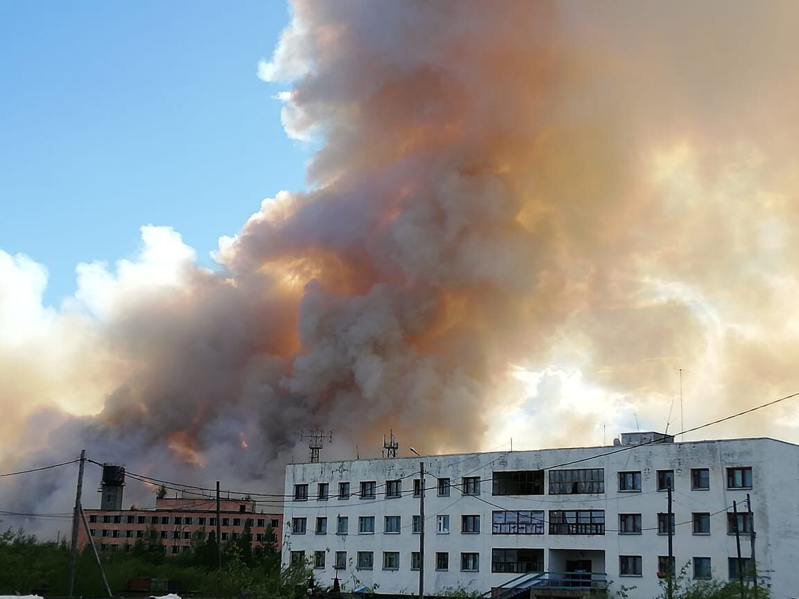 PolScorr's tweet photo. Ricominciano gli incendi in #Siberia
#wildfires2020
#wildfires2020Siberia
Nella #Yakutia artica le fiamme si avvicinano alle linee elettriche di #Chersky e #Srednekolymsk
Temperatura record oltre il circolo polare artico: 38° a #Verkhoyansk
#Putin quest'anno farà qualcosa? https://t.co/LlbP84ssZN
