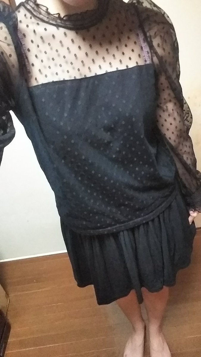 白玉 Pocochaライバー 配信 今日の私服 大好物のシースルー そして ミニスカ 今回は可愛めのやつ 自撮り下手でごめんね 私服 シースルー 大好物 透け透け セクシー ミニスカ えちえち 少しでもいいなと思ったらいいね 少しでも