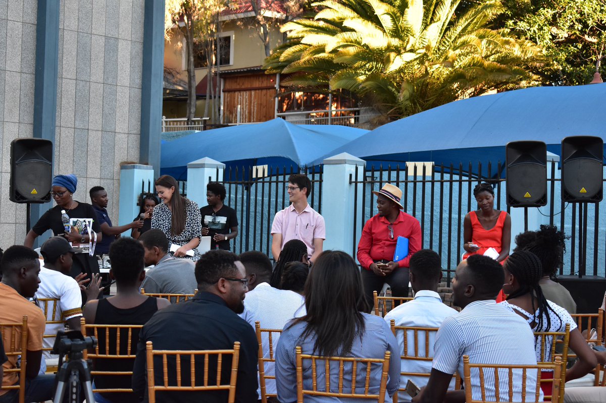 DecolonizingG's tweet image. Bureaucracies of Urban Change:
(Land Pavilion) 

A coming together of young scholars, practitioners and activists to discuss their encounters with urban transformation bottlenecks. The installation was also a critique of the normalization of bureaucracy!