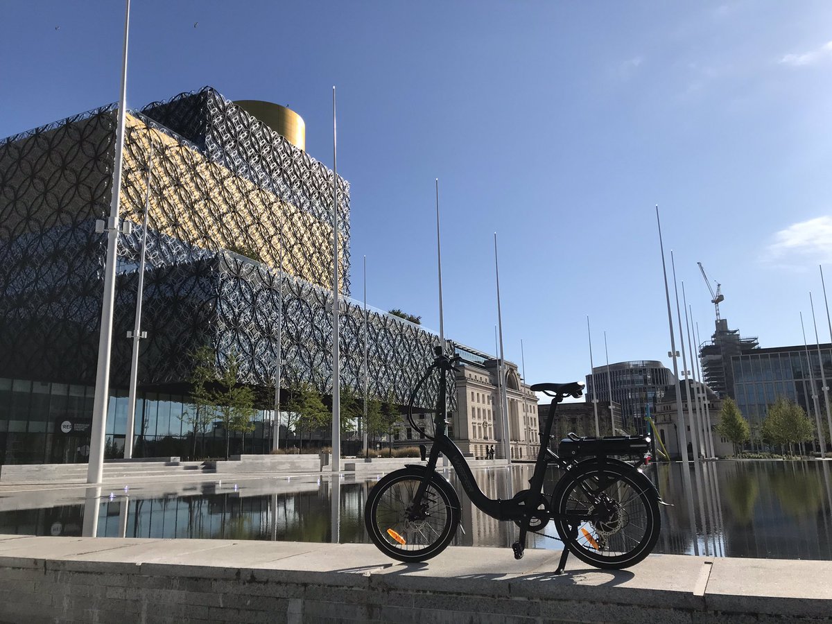 cycle_everyday's tweet image. Morning! What a beautiful day for a commute into Birmingham! Lovely weather and Birmingham has never looked so nice! 🚲🔌😀 #greencommute #bikeisbest #cycleeveryday #birmingham #birminghamlive @BikeIsBestHQ @birmingham_live @WisperEbikes