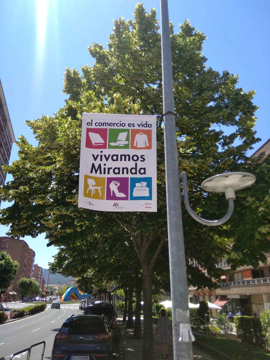 Soft5SL's tweet photo. Mucho ánimo y fuerza a todos los propietarios y trabajadores de los comercios de nuestra ciudad. El comercio, es vida. ¡Vivamos Miranda! #Soft5 #Miranda https://t.co/ZyrPGwU2Qc