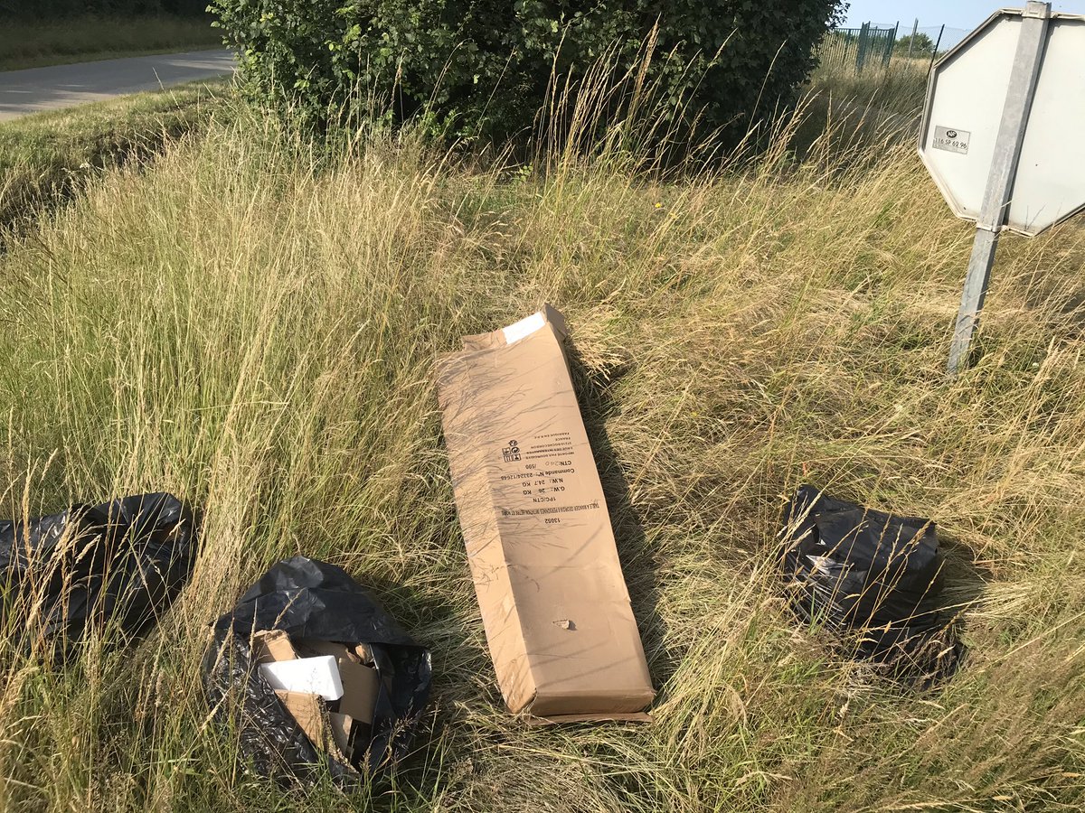 Le monde d’apres... Et en plus cette « conne » laisse son adresse et son numéro.