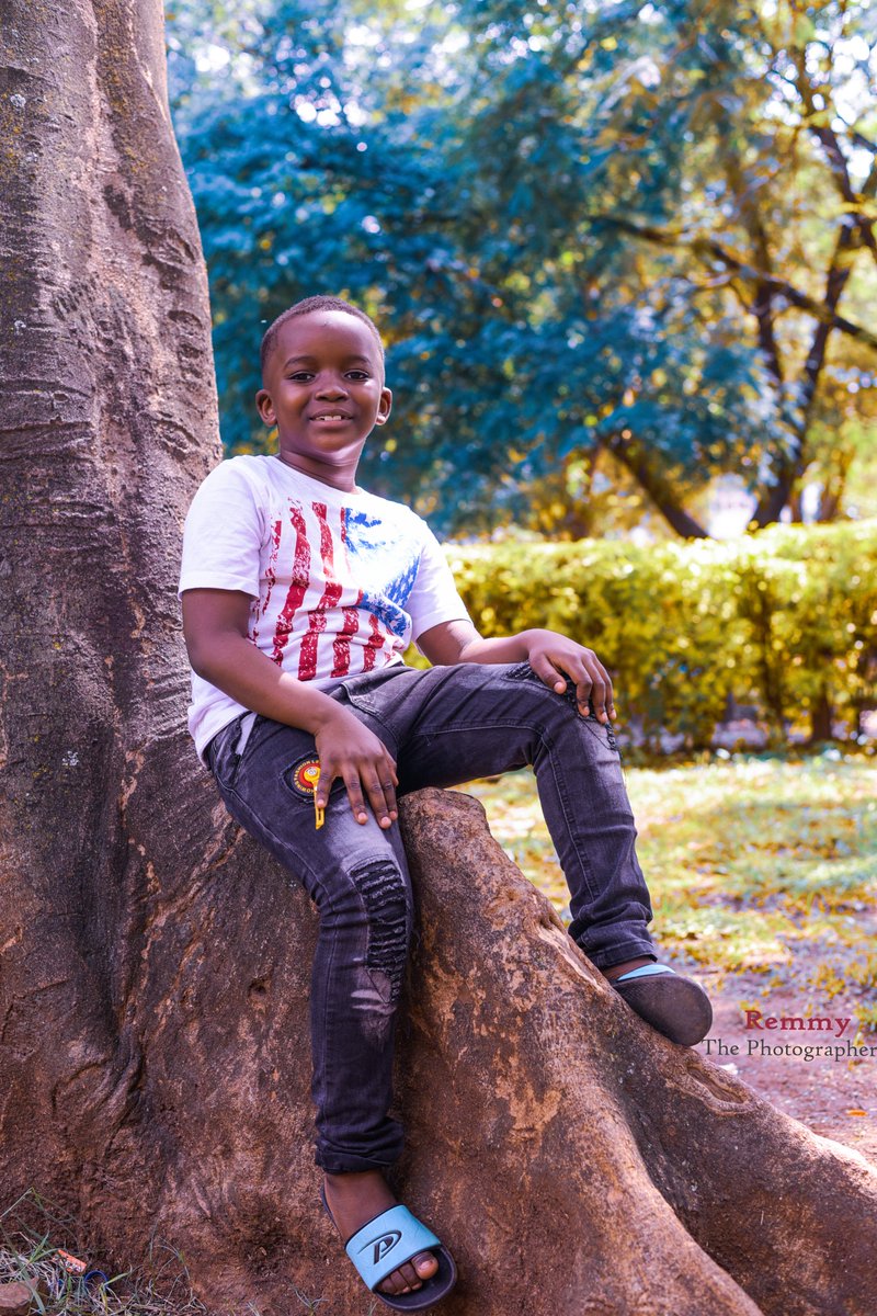 ephraimremmy's tweet photo. I'm a photographer &amp; graphic designer
I've been an IT technician. I believe I can be a great asset in an business... To generate marketing ideas as well as provide IT support. Currently looking for a job. #jobseekers #JobSearch #Job #TuesdayThoughts https://t.co/xIrnfboyQv