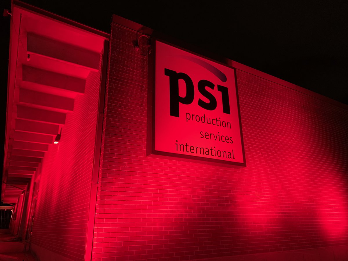 Prodservintl's tweet photo. Tonight PSI helped paint the town red. We joined the global effort to bring attention to the impact that Covid-19 has had on the entertainment industry. Help spread the word!

#adjlighting #nightoflight2020 https://t.co/WKUD6Kce1D