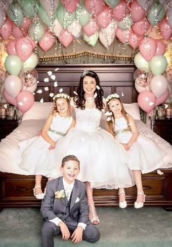 Editor Olivia says:
I adore this stunning cantaloupe and neo-mint-inspired shoot captured by derekmcallisterphotography.co.uk  . Find the shoot on page 45 of issue 38 - youreastmidlands.wedding/free-download

Image: 
@cottagehotel2 <a href="/BlackPearlWed/">Black Pearl Weddings</a> <a href="/SparkleClubUK/">The Sparkle Club</a> <a href="/nottmflowers/">Phoenix Flowers</a>