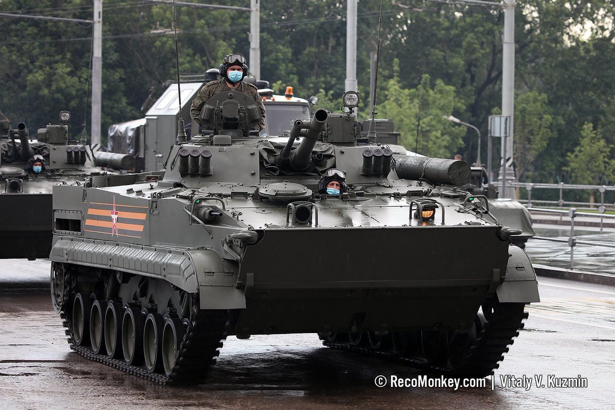 BMP-3. Pretty vanilla configuration, usual 2K23 turret w/ 100mm 2A70 gun, coaxial(!) 2A72 30 mm cannon and 7.62mm PKT machine gun, though is sporting a larger commander's sight than typical older configuration