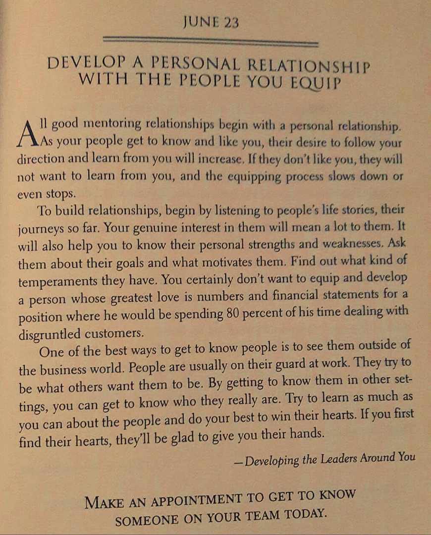 Getting to know people begins with developing personal relationship with them, which in turn leads to winning their hearts. When we find the hearts of people, they give us their hands. 
#DevelopingLeaders 
#PersonalRelationship 
#Leaders 
#Leadership 
⁦@JohnCMaxwell⁩