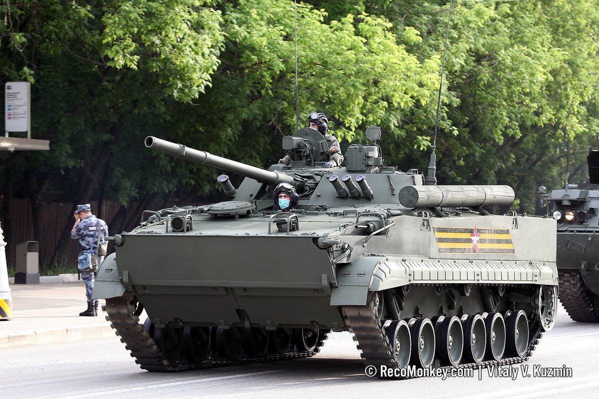 BMP-3. Pretty vanilla configuration, usual 2K23 turret w/ 100mm 2A70 gun, coaxial(!) 2A72 30 mm cannon and 7.62mm PKT machine gun, though is sporting a larger commander's sight than typical older configuration