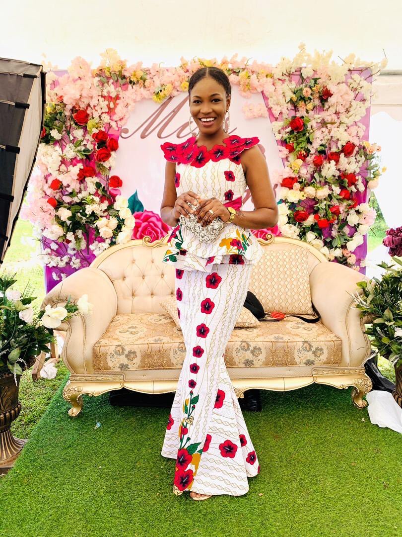 Mzhiki's tweet photo. Wedding weekend. So I made some dresses ☺️ https://t.co/8c2mo5TB2j
