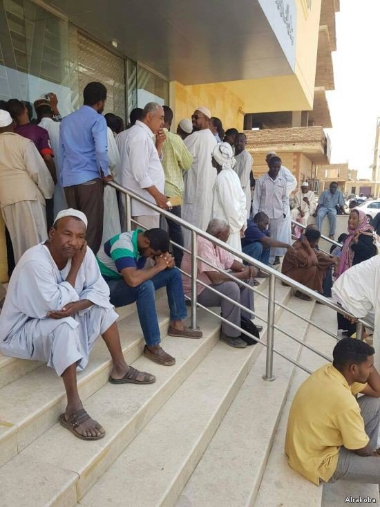 fox_mogtaba's tweet photo. نحن يا صديقي لا نرى الكوابيس في أحلامنا كوابيسنا تبدأ عندما نستيقظ. https://t.co/s70U7tivSV