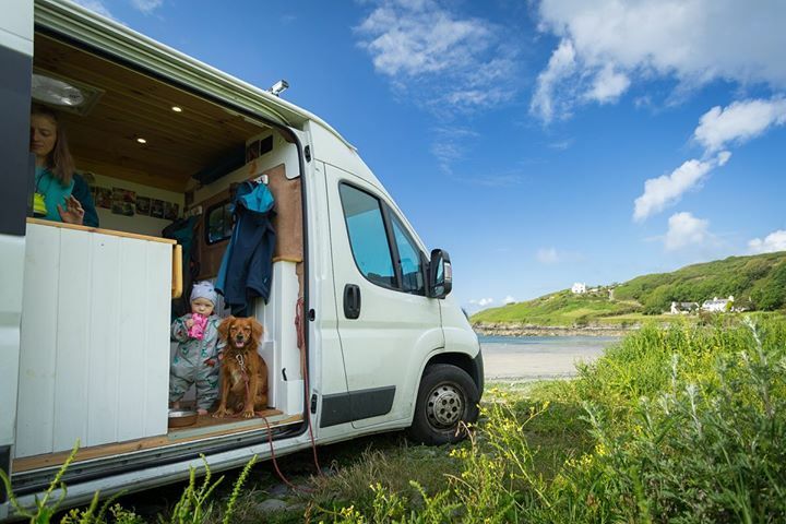 First big adventure since the lockdown - down to West Cork for some bodyboarding and sun! •
•
•
•
#vanlife #vanconversion #vanlifewithkids #vanlifeireland #vanlifeisawesome #vandwellers #westcork #runwildmychild #outdoors #outdoorliving #dogsinwilderness #ireland #irish …