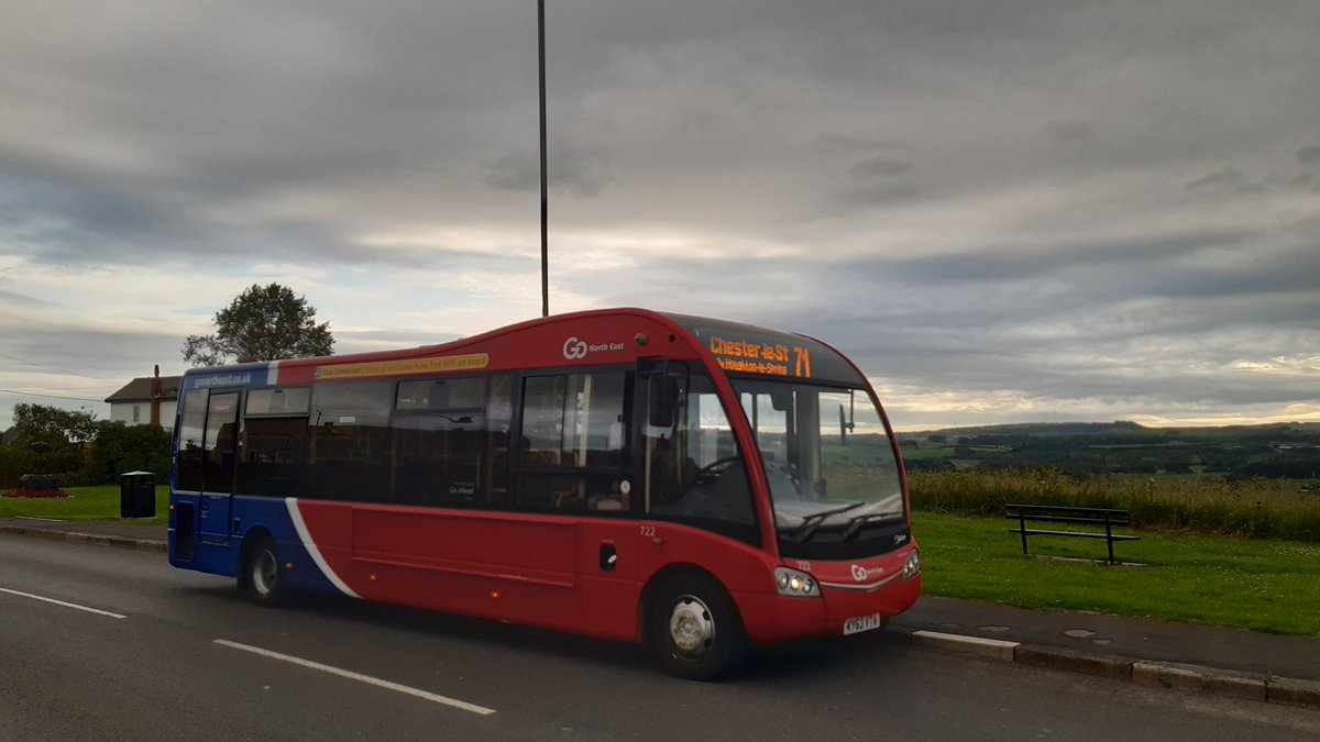 EpicBear79's tweet photo. Lastnight shift @gonortheast a big thank you to my friend @Alextighe97 for catching me on my last part driving 78A to Sunderland #gonortheast #TeamGne #busdriverslife #sunderland #seaham #lateturn https://t.co/QgRgZ688CP