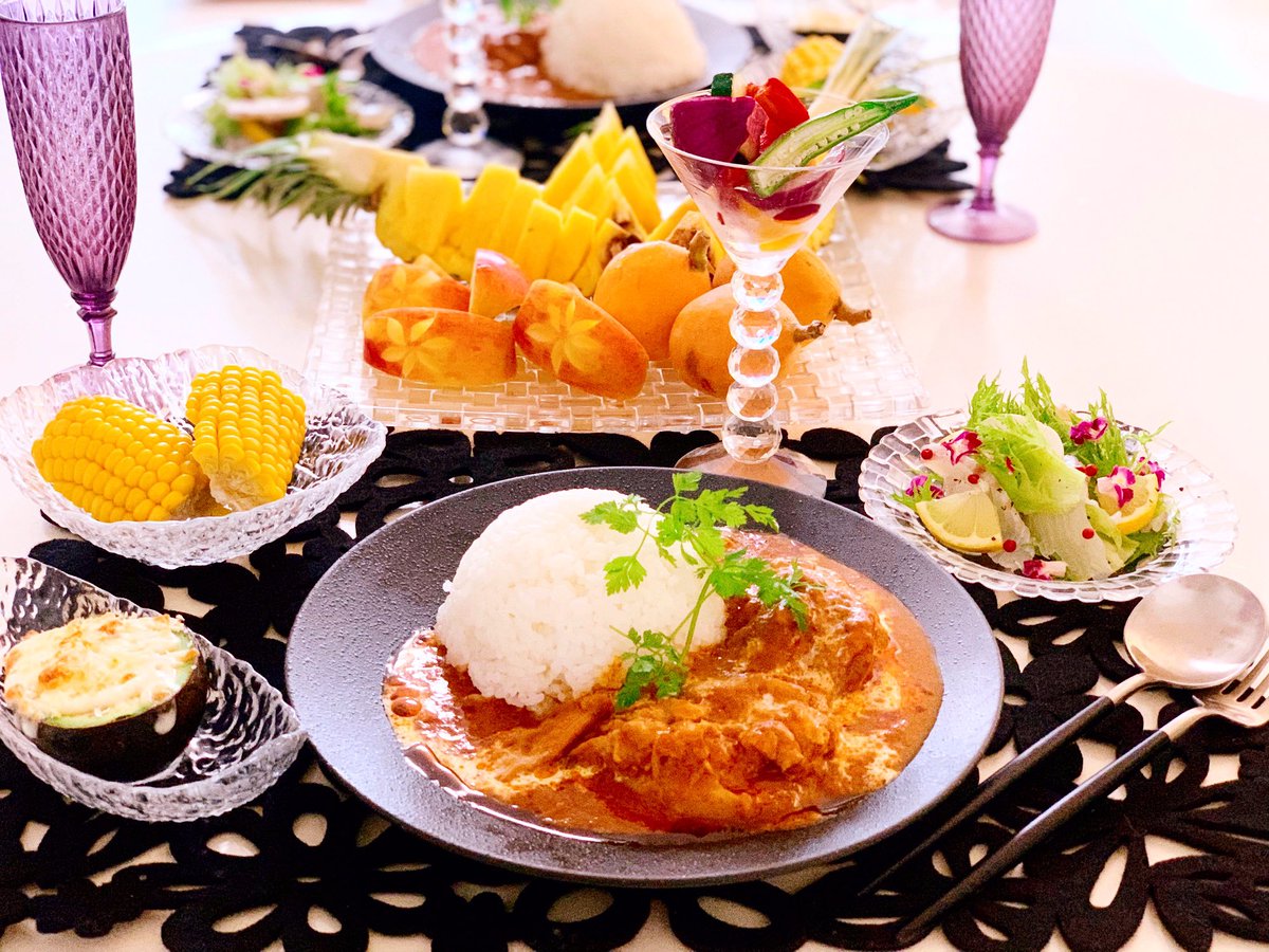 亀井京子 林京子 今日の子供たちのお夕飯は バターチキンカレー アボカドグラタン 鯛のカルパッチョサラダ 夏野菜のピクルス とうもろこし フルーツ でした