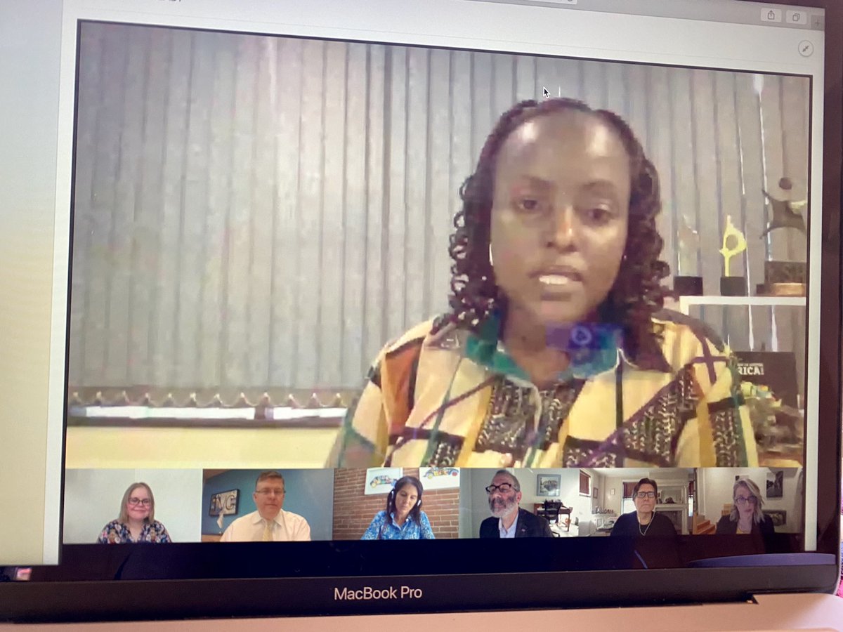 ClareParsons_'s tweet image. Janet Kimani @LevanterAfrica takes us through Kenya’s approach to #COVID , calling for  #responsible comms .  

@JohnNosta asks the panel: what about  #trust in #pharma, is there a conflict + struggle to focus on ALL stakeholders? 

@PROIWorldwide