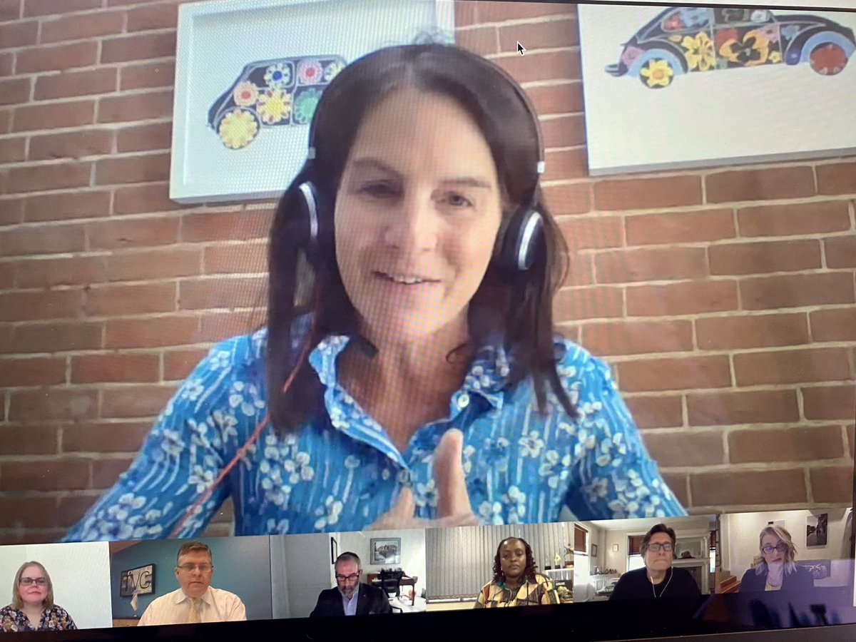 ClareParsons_'s tweet image. Janet Kimani @LevanterAfrica takes us through Kenya’s approach to #COVID , calling for  #responsible comms .  

@JohnNosta asks the panel: what about  #trust in #pharma, is there a conflict + struggle to focus on ALL stakeholders? 

@PROIWorldwide