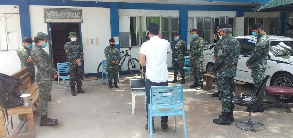 34thSAC's tweet photo. Personnel of 34SAC during Special Action Team Weekly Interactive Meeting with Pastor Jerry  Dela Fuente, 34SAC Life Coach from Emmanuel Christian Church at H34SAC, Camp Bagong Diwa, Bicutan, Taguig City.

#TeamPNP
#WeServeAndProtect
#PNPKakampiMo
#PNPMakaDiyos https://t.co/BgeqhD0aEv