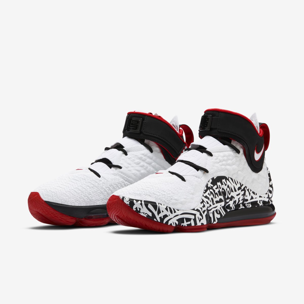 lebron 17 graffiti footlocker