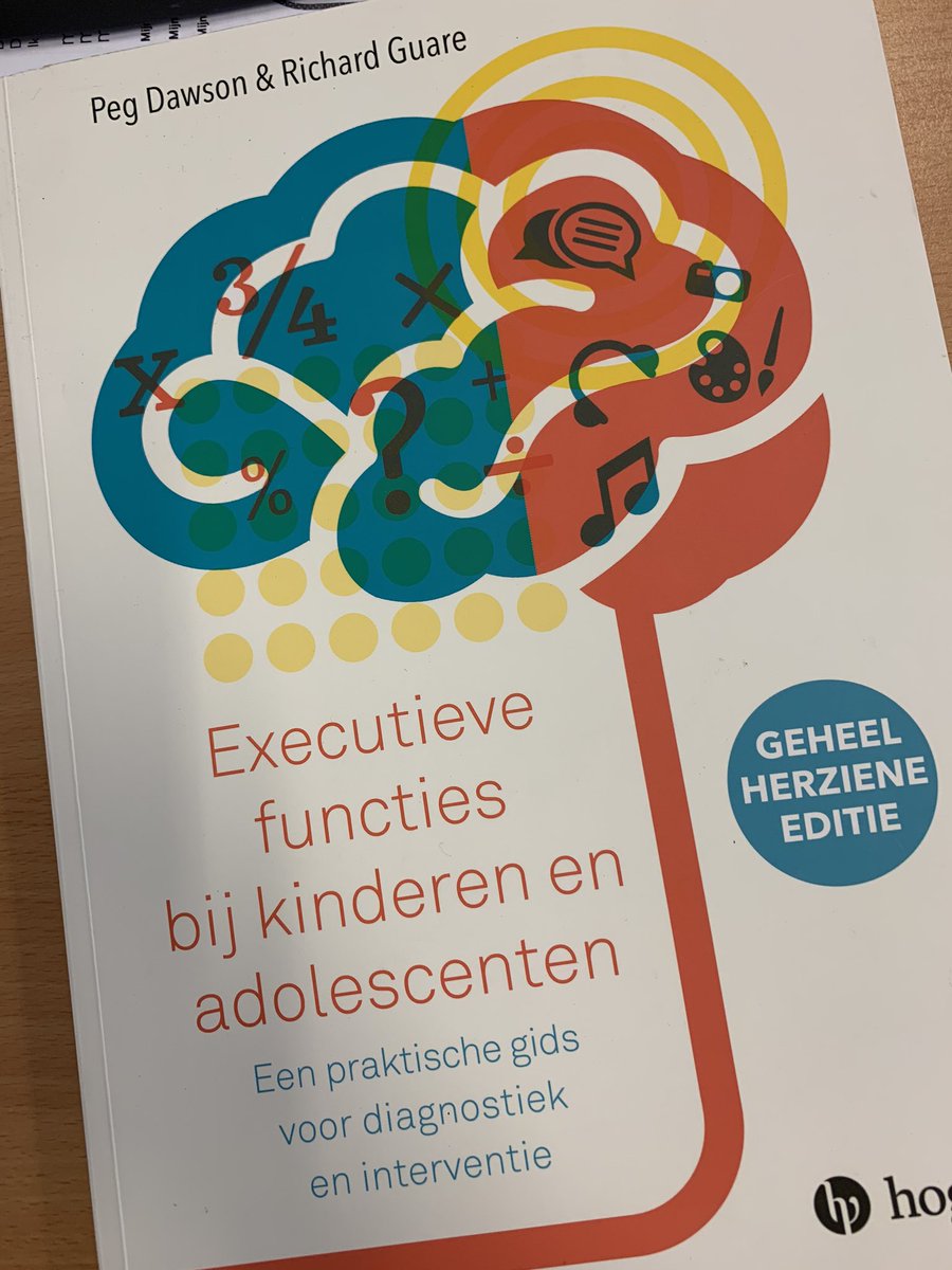 NL_Leraar's tweet photo. De keuzekast is echt iets magisch! Kinderen plannen een dag in (op hun taakbrief) om samen in die week te ‘spelen’ in de hal. Dit vereist veel vaardigheden. SE/planning/tijd. Komend schooljaar gaan we de #Executieve #Functies hieraan koppelen. Ik mag dat implementeren! #zinin https://t.co/WUCI8I3vj7