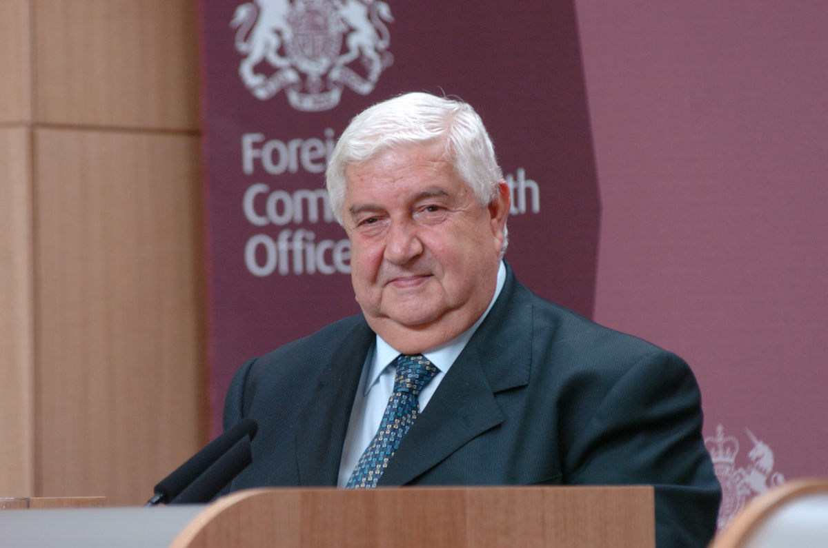 AlMukbir's tweet photo. Asad's Foreign Minister, Walid Muallem says Syria supports Haftar and Egypt's ceasefire.

#Syria #Libya #Egypt #GNA #LNA #Haftar https://t.co/yzCBy7pf0k