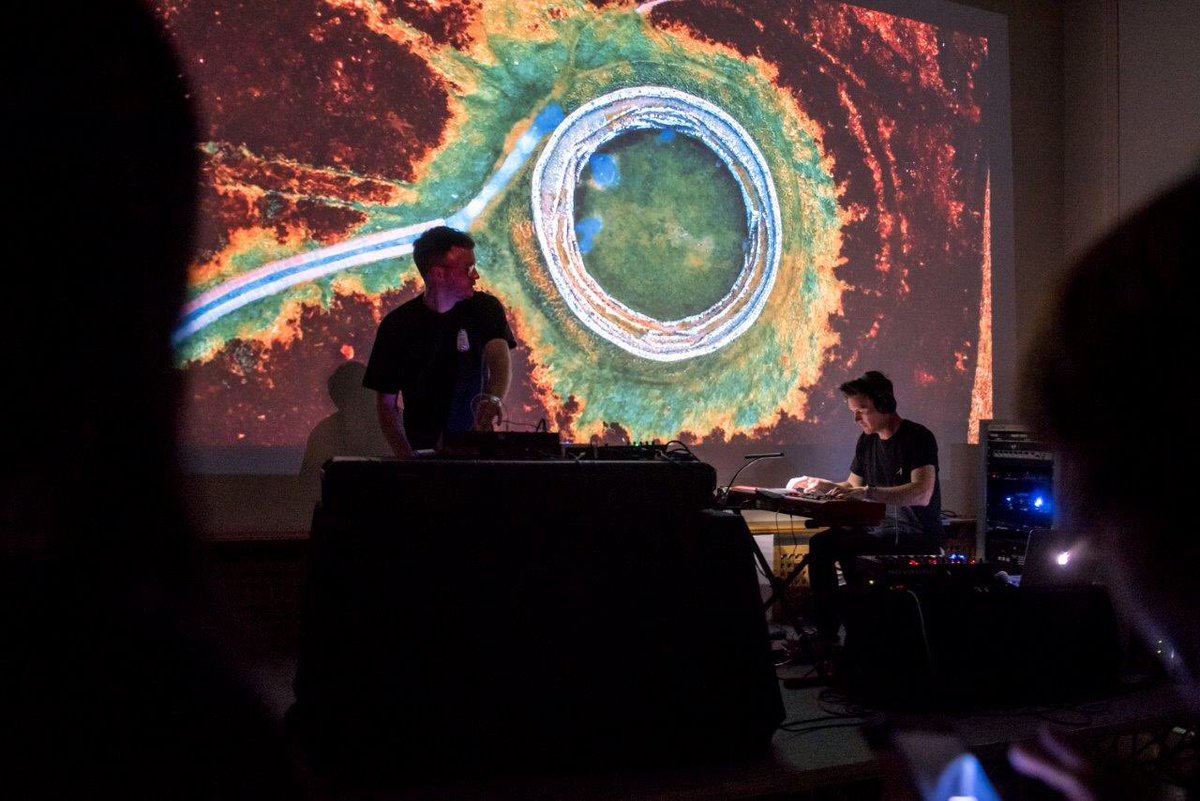 Tomorrow <a href="/elmaorkestra/">Eoin O’Callaghan</a> &amp; I stream our first ever LIVE stream BORDERS show. Grab your tickets here: link.dice.fm/yf2rNlpbb7 . Can’t wait to show u all it. <a href="/QuietArch/">QuietArch</a>