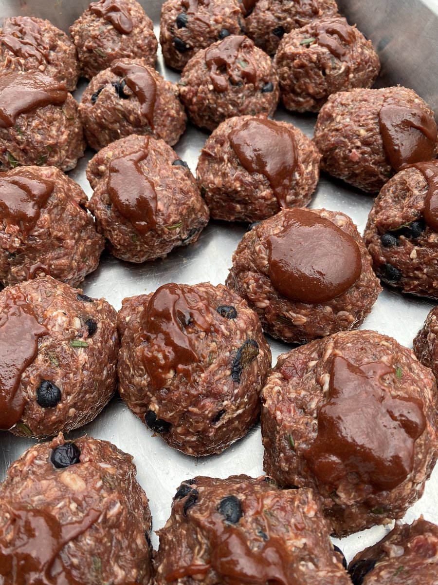 GoosetheMarket's tweet image. #PrepSecret on deck this week Venison Meatball sandwich, chai pickled eggs, root beer pickled beets, and more