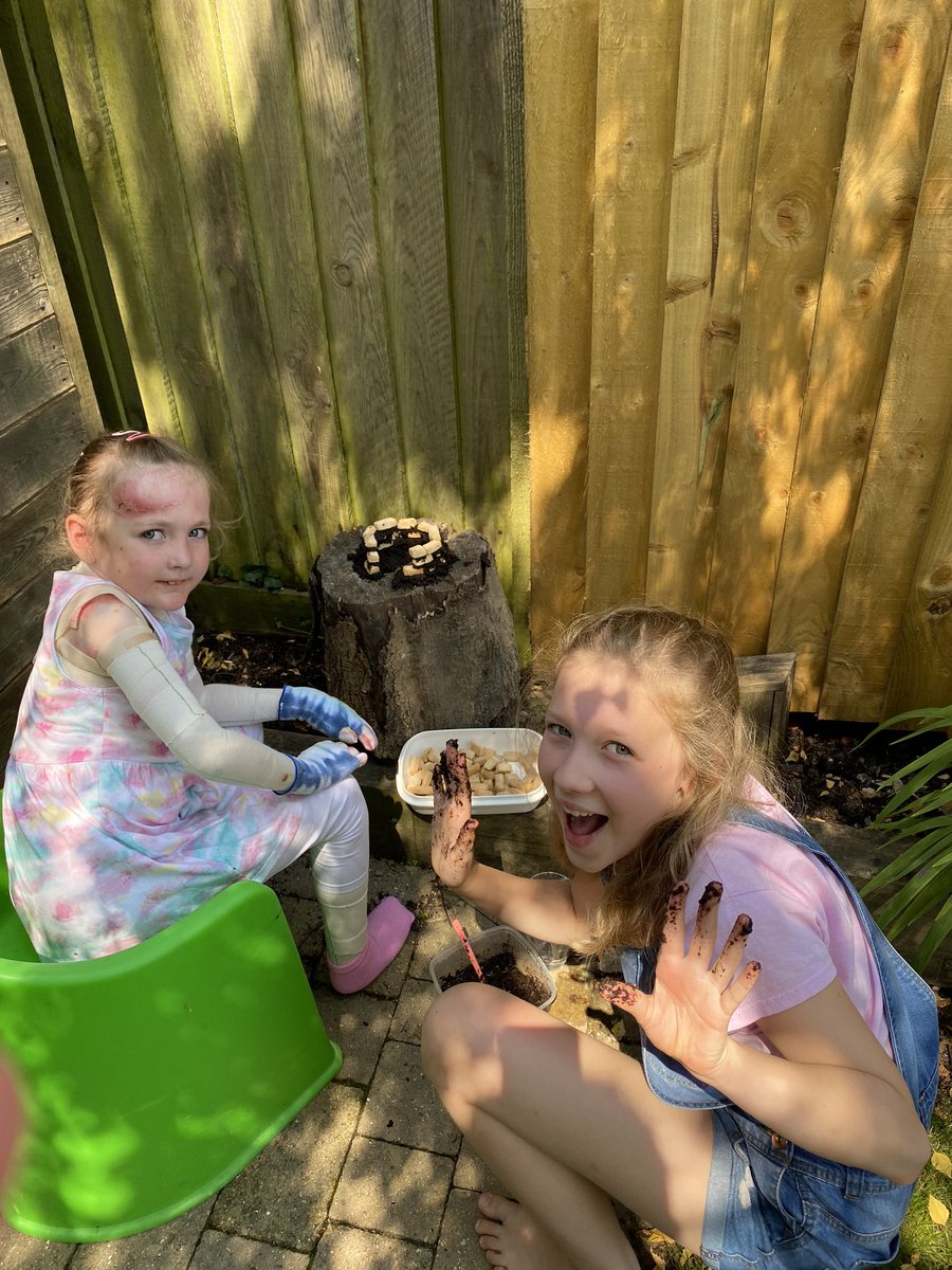 AnnerRitchie's tweet photo. Mr Walton &amp; Miss Crisp - Today we combined Amelias salt dough activity with Jasmines Stone Age craft activity and made a Stone Age house with salt dough bricks 🧱! @St_Josephs_Glos https://t.co/yQrsirhHoq