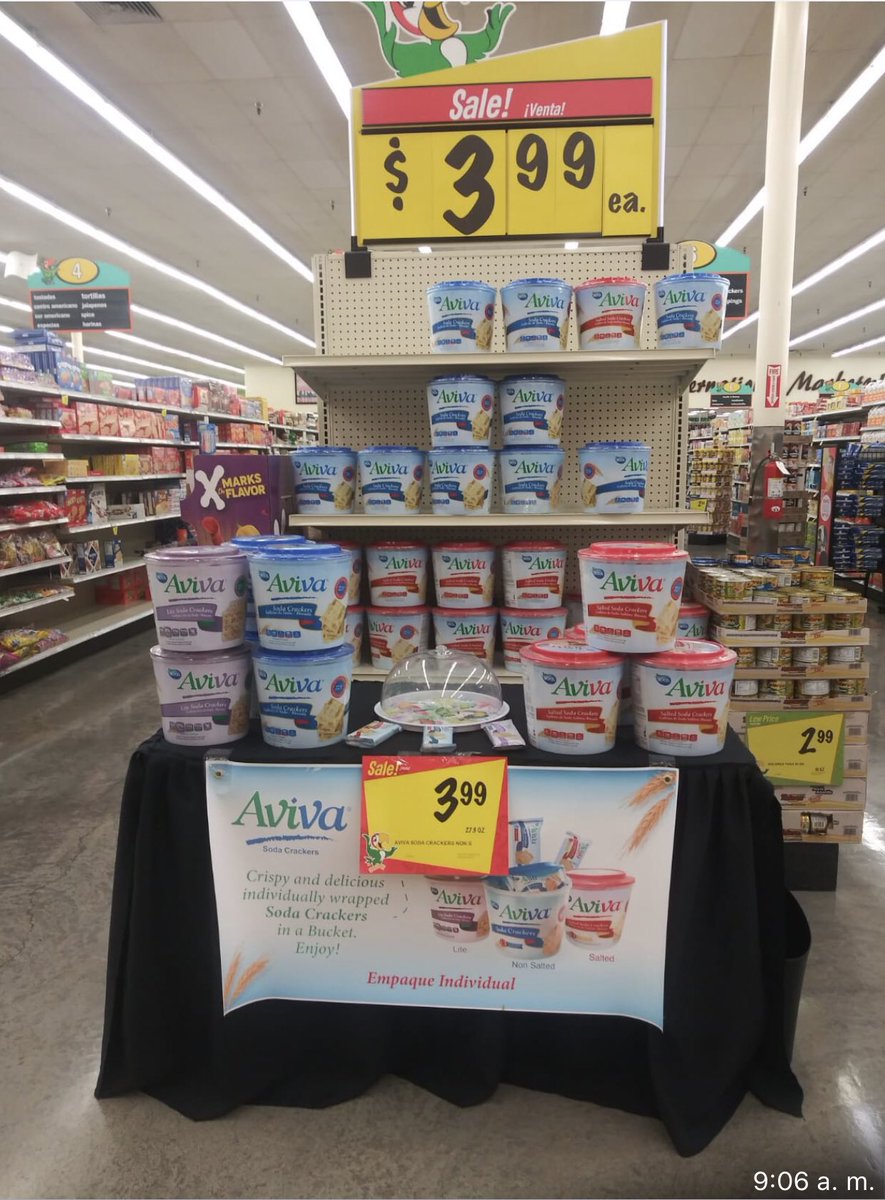 CRreynoso's tweet photo. @GalletasAvivaRD ganando espacio en las góndolas de los supermercados de TEXAS, USA 🇺🇸 🇺🇸🇺🇸🇺🇸

@grupobocel hace grande lo nuestro!

@CreynosoH @mikylama @sandrareynosof @viniciojoser @AJsencion @fcapellan1 @anamcabrera19 @saryperez10 @anavidalcabrera https://t.co/3c0Nn04Bco