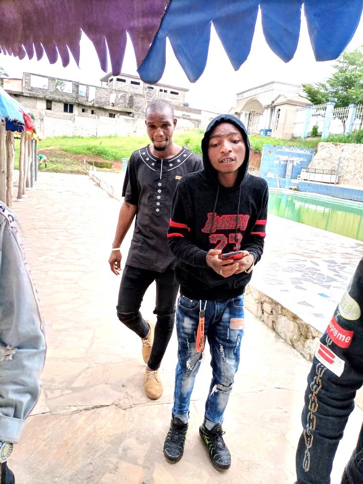 najdsource's tweet photo. #Freshboiye 
#portnovo #happy squad. https://t.co/BW68uztipu