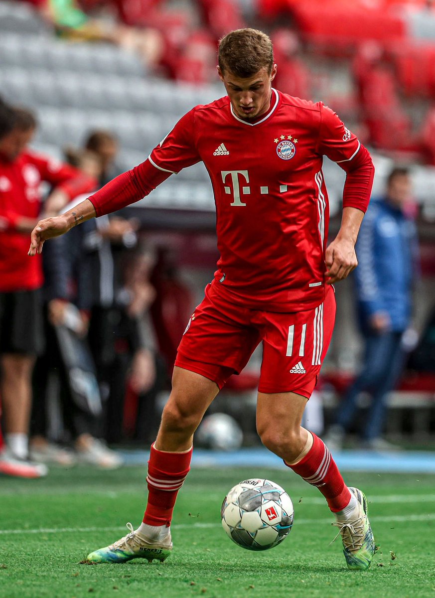 plus_237's tweet photo. 🔥Le jeune Champion🏆d'Allemagne avec le #Bayern Michael #Cuissance serait selon #Footmercato suivi par l'#OM⚪Ⓜ️⚫ qui souhaite l'avoir en prêt.Bordeaux et Metz seraient aussi sur lui.Le joueur attendrait d'avoir des garanties du Bayern avant de fixer sa décision pour son avenir https://t.co/pYseAfV2EY