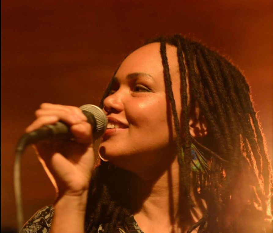 South African Artist Ernestine Deane will join Patience Phiri and Melody Zambuko in a discussion assessing the Impact of COVID 19 on Female Creatives on wednesday 24.06.2020.
<a href="/NicMoyo/">Nicholas Moyo</a> <a href="/NatGalleryZimb/">National Gallery of Zimbabwe</a> @moysarzim <a href="/NhimbeTrust/">Nhimbe Trust</a>  @EargroundZw <a href="/twoleaders/">Daves Guzha</a> 
natartszim.org.zw/resiliart-disc…