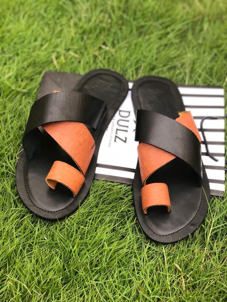ArewaTwiter's tweet photo. With @dulz_couture you can walk majestically ❤️💯

DM @dulz_couture for your order https://t.co/k2L5H7g1MG