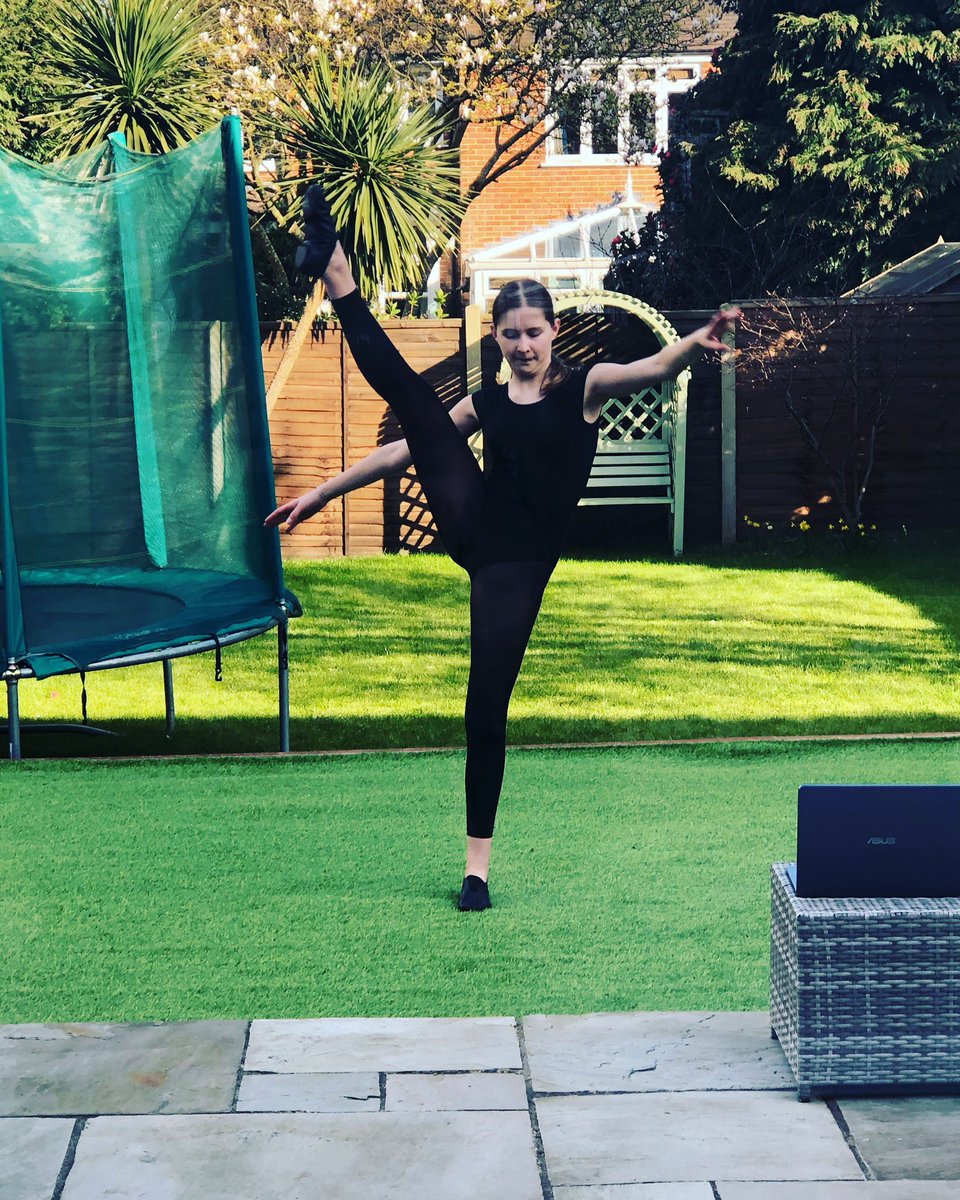Freya working hard in her zoom dance class after finishing school 🙌🏼 <a href="/avonbourne_2025/">Avonbourne Class of 2025</a>