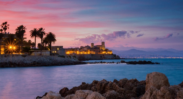 With a charter #yacht, you can make your vacation anything you want from mild to wild, and change it again overnight.

luxefine.com

#luxurylifestyle #billionaire #vacation #astonmartin #YachtExpedition #FrenchRiviera #ibiza #LuxuryTravel