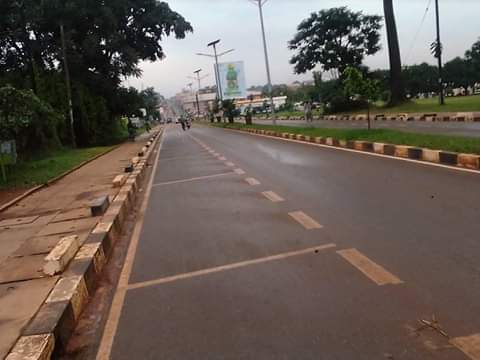 CouncilLira's tweet photo. The Evening in #LiraMunicipality along #OboteAvenue after a heavy downpour. We are going to work on some roads such as #BoundaryRoad, #OlwolRoad, #NoteBerRoad, #WonNyaciRoad among others to this standard using the #USMID funds from the World Bank. Moving towards #City Status. https://t.co/RqllutyLX5