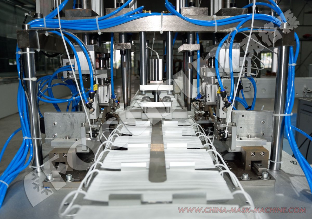 Monica01536397's tweet photo. #Focusun #máquinademascarilla de sistema automático produce #mascariiladesechable y #mascarillaN95 automáticamente. También ofrecemos los equipos relativos como #empaquetadorademascarilla. #fabricademascarilla #plantademascarilla #facemaskmachine #facemaskmaker #facemaskN95 https://t.co/VQh3InAJew