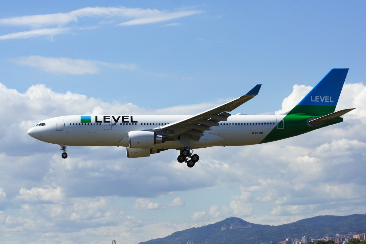 mlmsolutionsuk's tweet photo. IAG #airline #Level #Europe files for #insolvency - Level Europe blamed the #COVID-19 #pandemic for its move to cease trading, joining a growing list of airline failures after planes across the world were grounded for months during #coronavirus #lockdowns.
https://t.co/rHgCHr4EwS https://t.co/SOnH4tqDNK