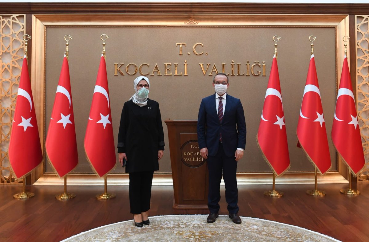 SeddarYavuz's tweet photo. Milletvekili Sn. Radiye Sezer Katırcıoğlu’na Kocaeli Valiliği Görevine Atanmam nedeniyle tebrik ve iyi dilekleri için çok teşekkür ediyorum. https://t.co/FCmVxbmJyy