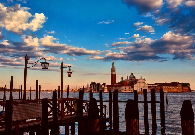 Some photos from Italy. 🇮🇹 going back home today. ❤️ https://t.co/bWeoTOG5gJ