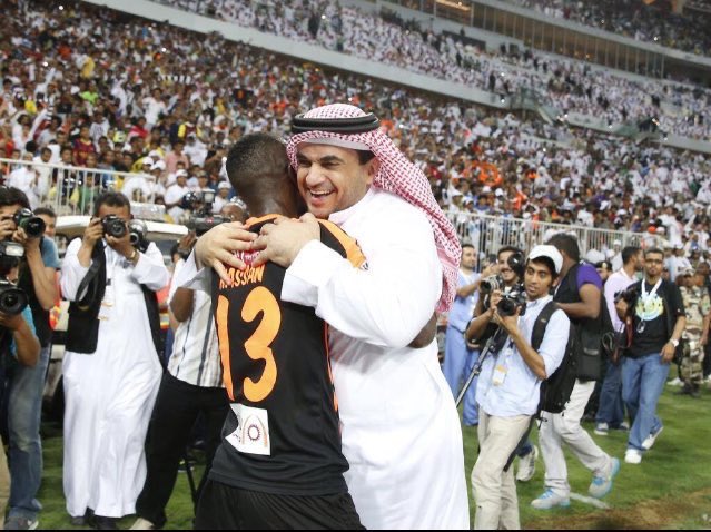 Abdullah_katb's tweet photo. الى جمهور الشباب:

يتعرض ش.خالد البلطان الى حملة "نتنه" تهدف الى الاضرار بخططه والى زعزعة ثقة الجماهير فيه، لاجديد في هذا، الجديد وبعد ان "فاح مافاح" هذه المره اكثر سرية "وقذارة" من سوابقها، وقف ضده صديقه قبل عدوه لم يتبقى له ولإدارته سوانا،قفوا معه فهو من سيعيد لنا الشباب 🖤🧡🤍 https://t.co/Hv2ylWUlyt
