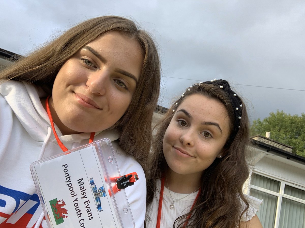 As for Pontypool - I’d like to thank Ruth, Callum, Liv, Helen and many more who work for  @torfaenyouth for their support! Last Summer, I had the best week of my life with young people from France, Germany AND Portugal so THANK YOU for that opportunity! (3/11)