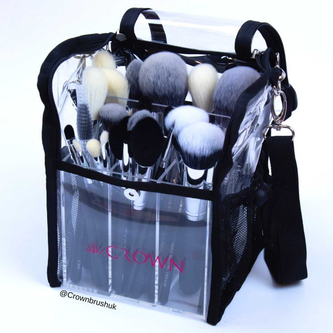 CrownbrushUK's tweet photo. π How do you store and carry all your makeup brushes? π Our Clear Brush Bag is the perfect addition to your kit or makeup table. RRP Β£25.00
.
Shop online at https://t.co/IvSyOG1Hcq
.
#crownbrush #makeupbag #brushbag #makeupbrushbag #makeupbrushstorage #makeupbrushorganiser https://t.co/iLzjbBphbq