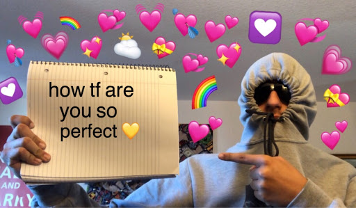 end of thread <3thank you to all my oomfs who wrote/drew on my whiteboard !! it might be a little thing but it means alot to me !!ily all so much,, you nice keep going ;)