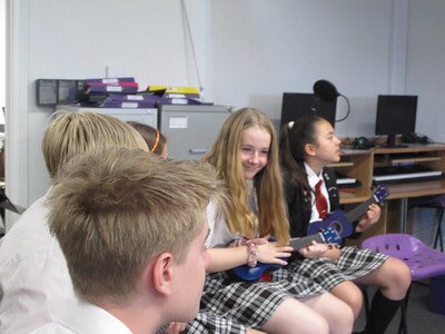 gilberdarts's tweet photo. Huge congratulations to @GilberdSchool year 9 Arts Awards students who have all passed their Bronze @ArtsAward   Thanks also to our year 10 and 11 students who organised, planned and delivered excellent workshops for our year 9 students. https://t.co/mcdbLQHJcx